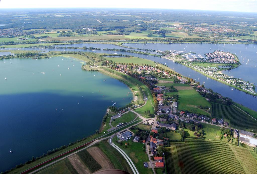 Restaurant Oolderhof Bv Ξενοδοχείο Roermond Εξωτερικό φωτογραφία