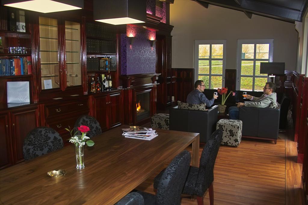 Restaurant Oolderhof Bv Ξενοδοχείο Roermond Εξωτερικό φωτογραφία